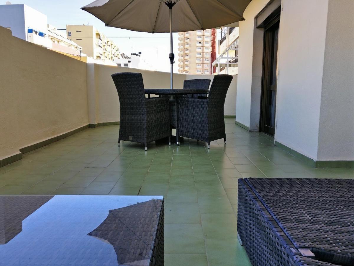 2 Bedroom 2 Bathroom Apartment In The Heart Of Fuengirola With Big Terrace And Free Parking Space Close To Beach Bagian luar foto