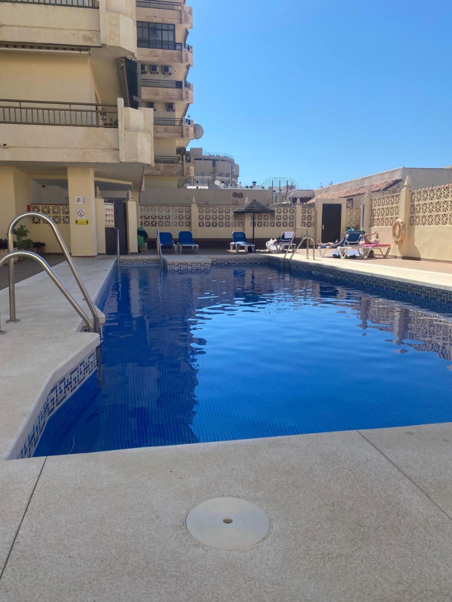 2 Bedroom 2 Bathroom Apartment In The Heart Of Fuengirola With Big Terrace And Free Parking Space Close To Beach Bagian luar foto